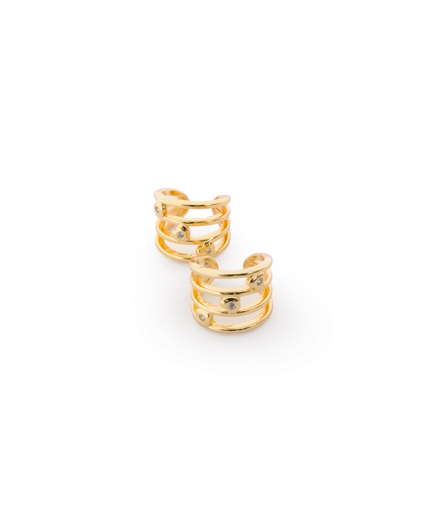 Aretes con piedras M7 Oro laminado