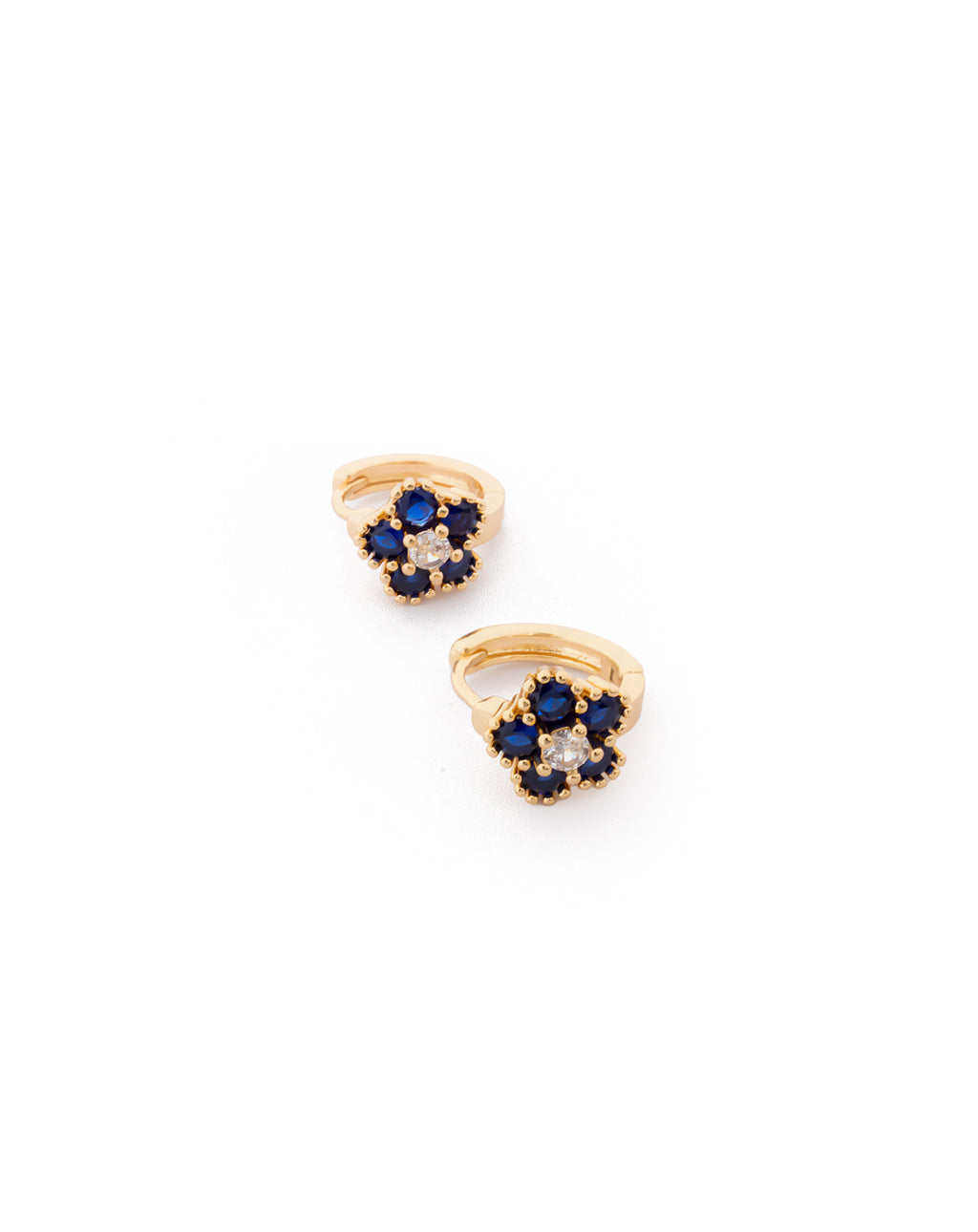 Aretes con piedras M9 Oro laminado