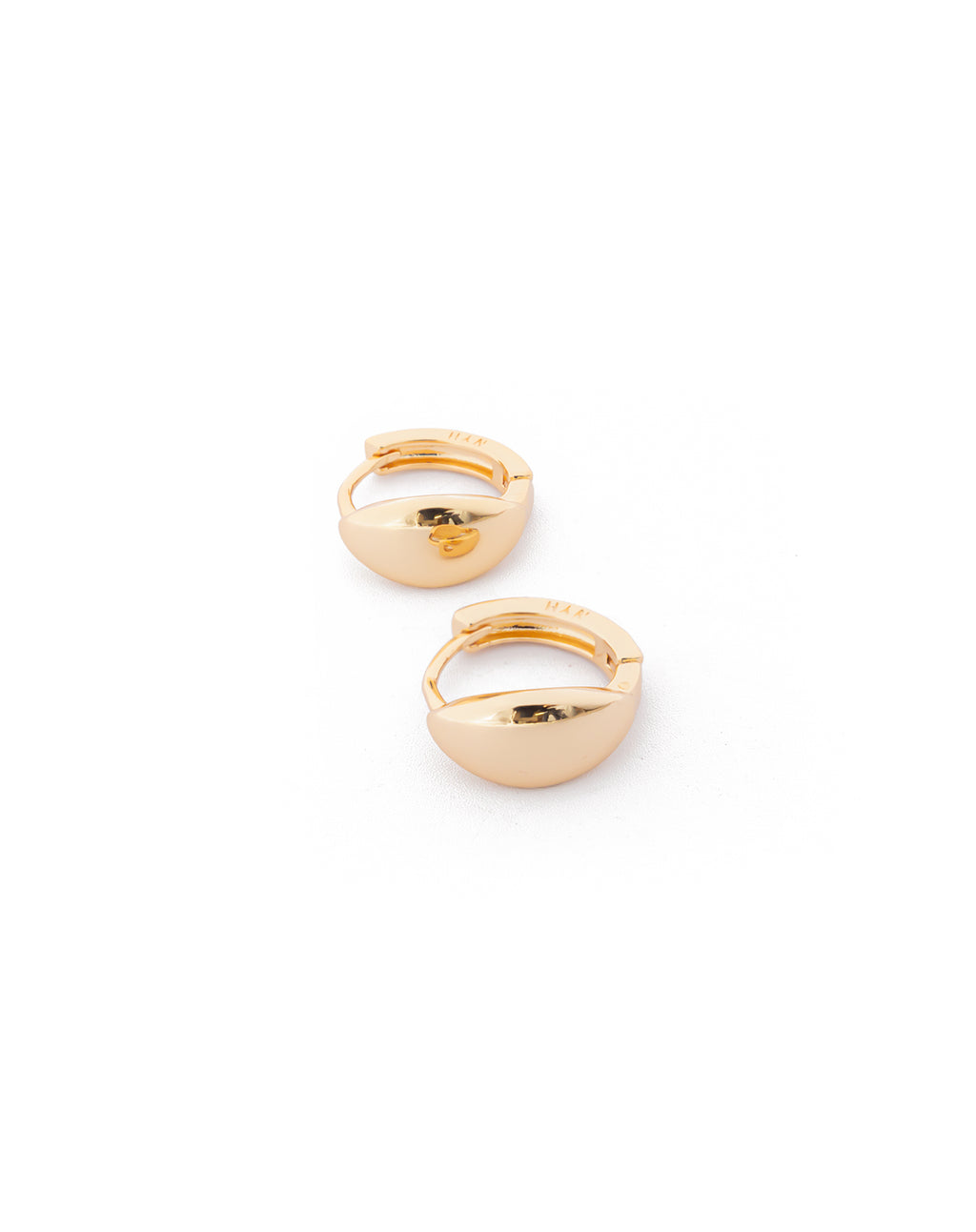 Aretes con piedras M8 Oro laminado