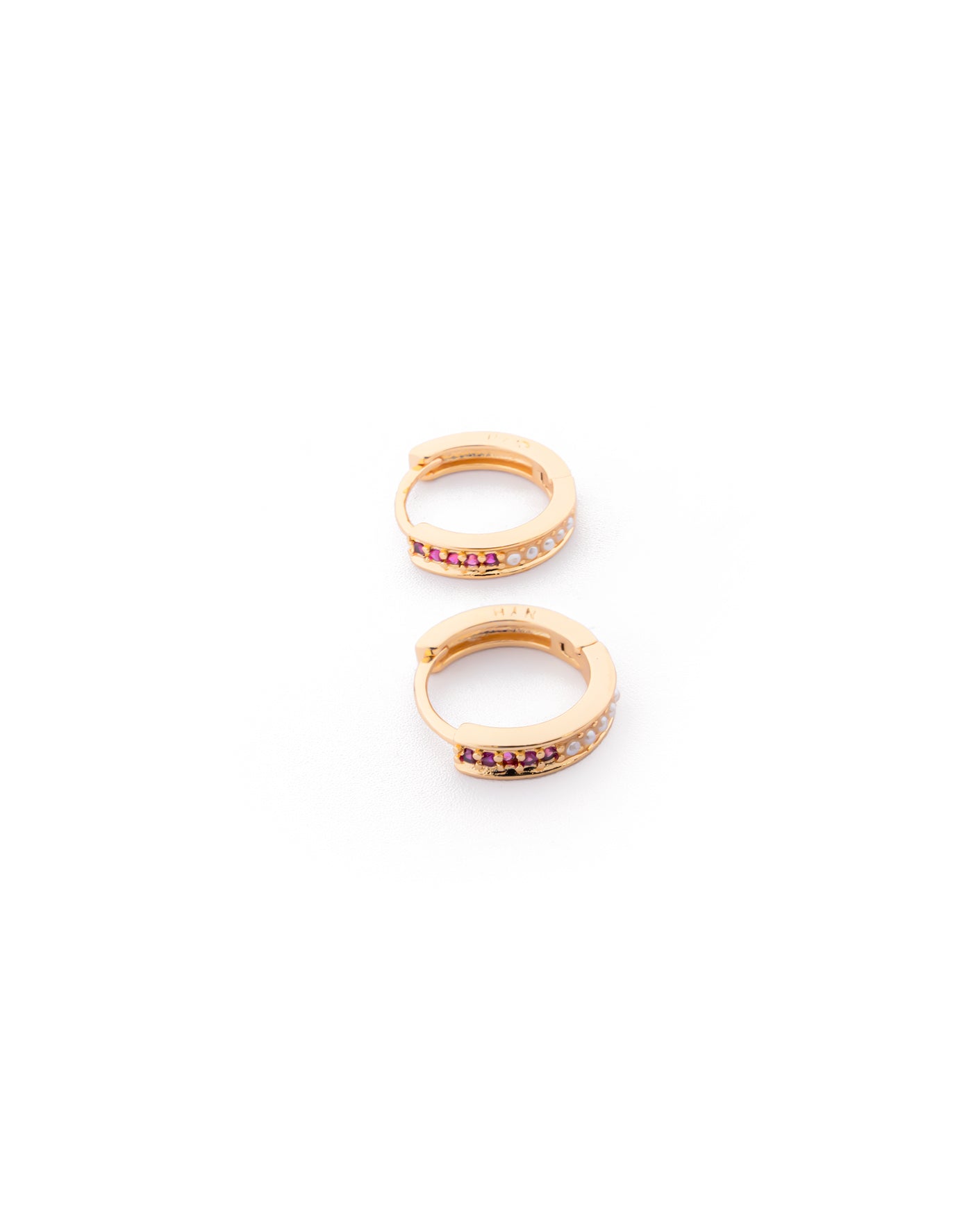 Aretes con piedras M3 Oro laminado