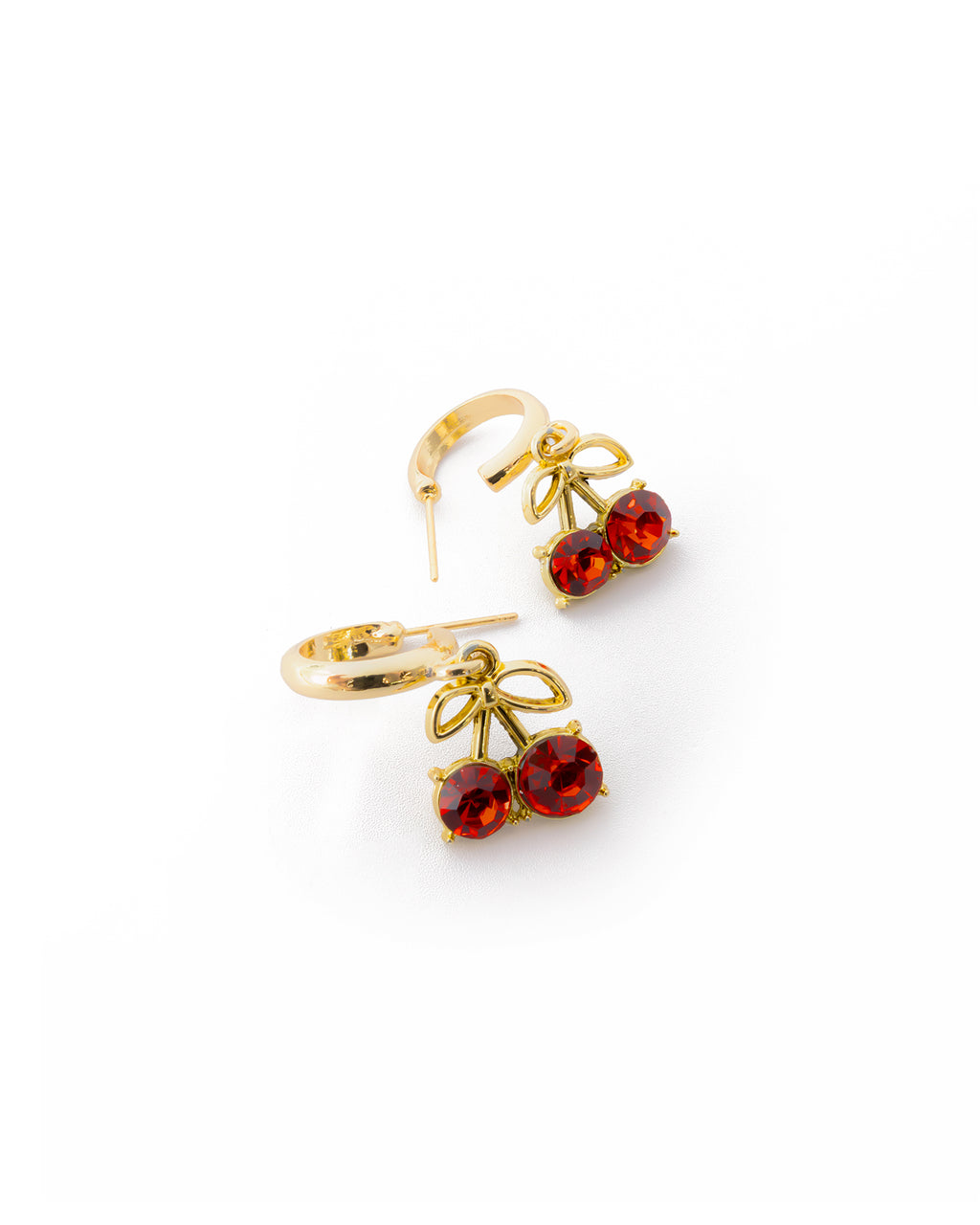 Aretes Dorados Cereza M7 Oro Laminado