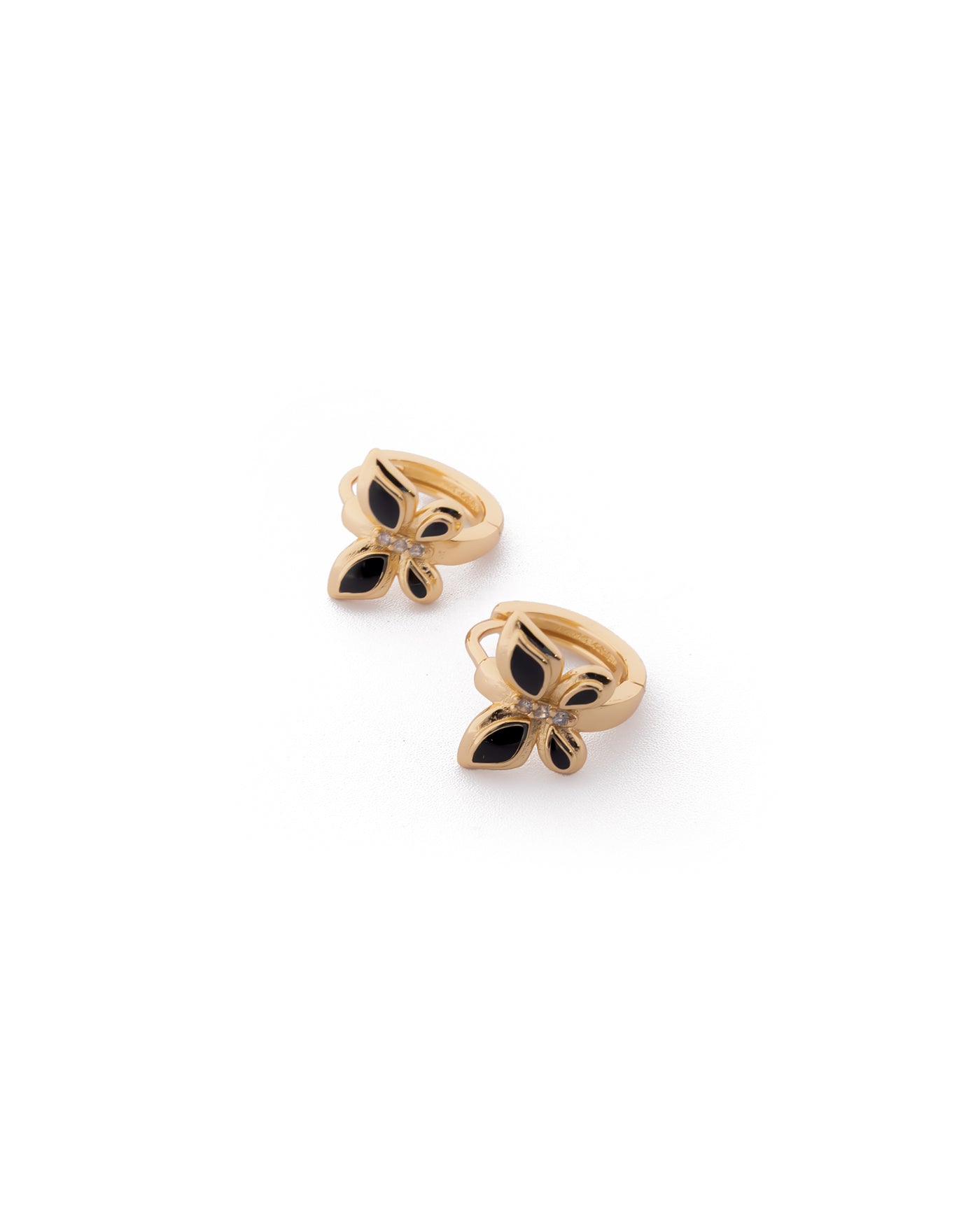 Aretes con piedras M2 Oro laminado