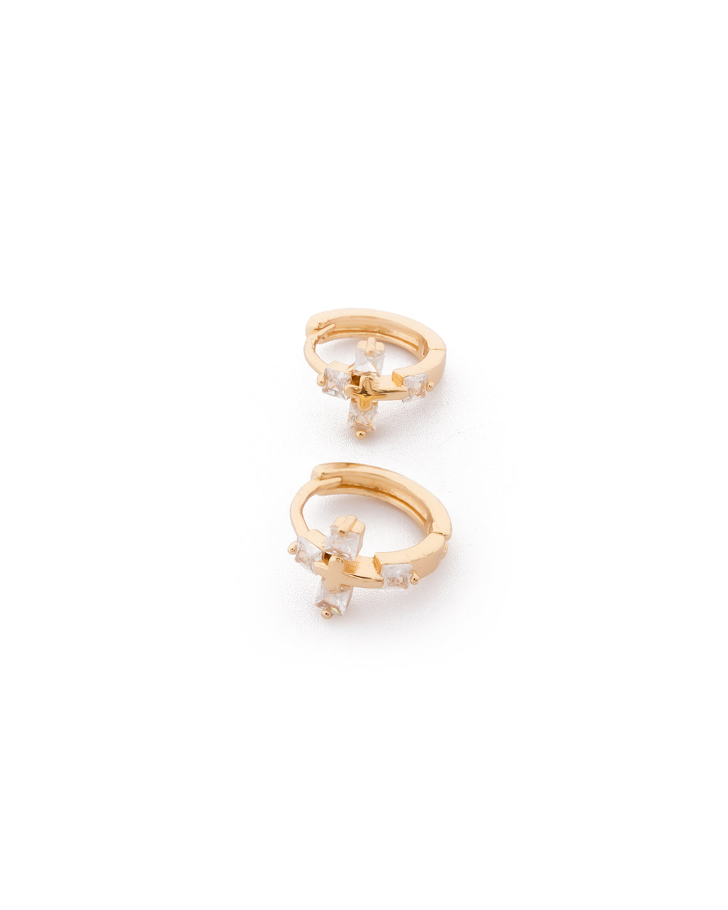 Aretes Huggies Dorados con Piedras M3 Oro Laminado