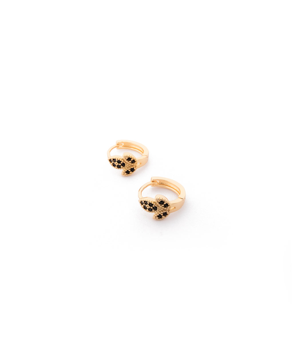Aretes con piedras M5 Oro laminado