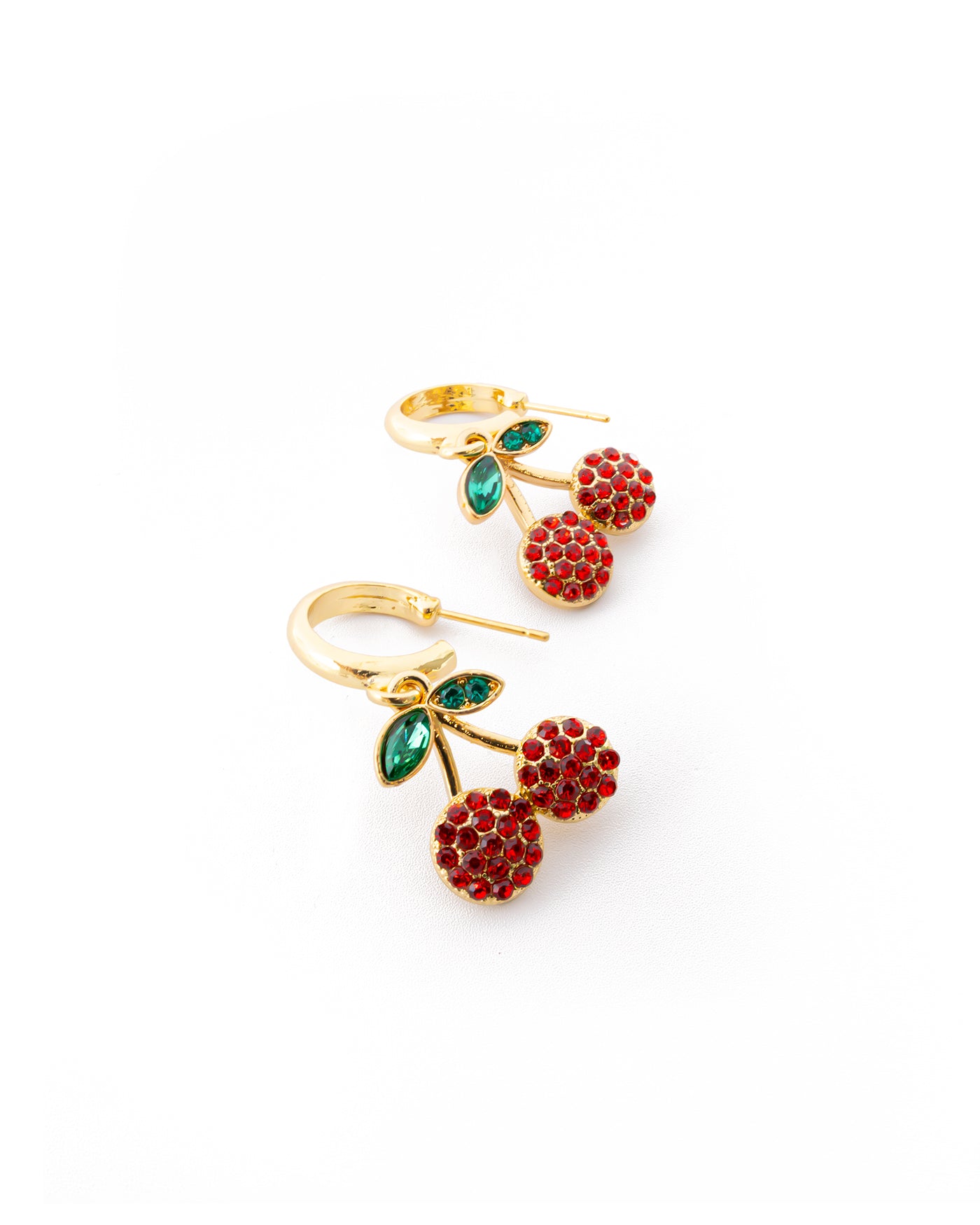 Aretes Dorados Cereza M7 Oro Laminado