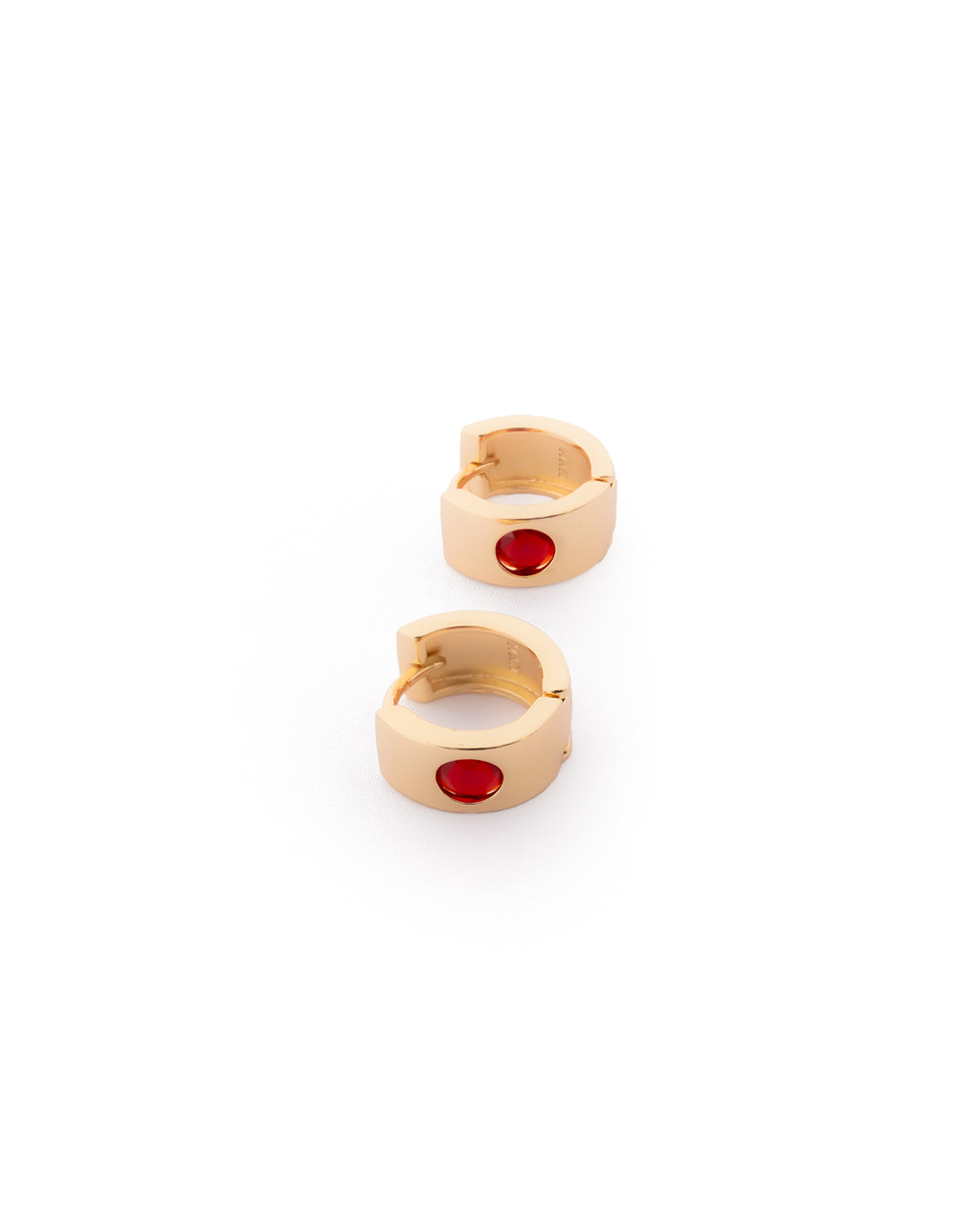 Aretes con piedras M2 Oro laminado