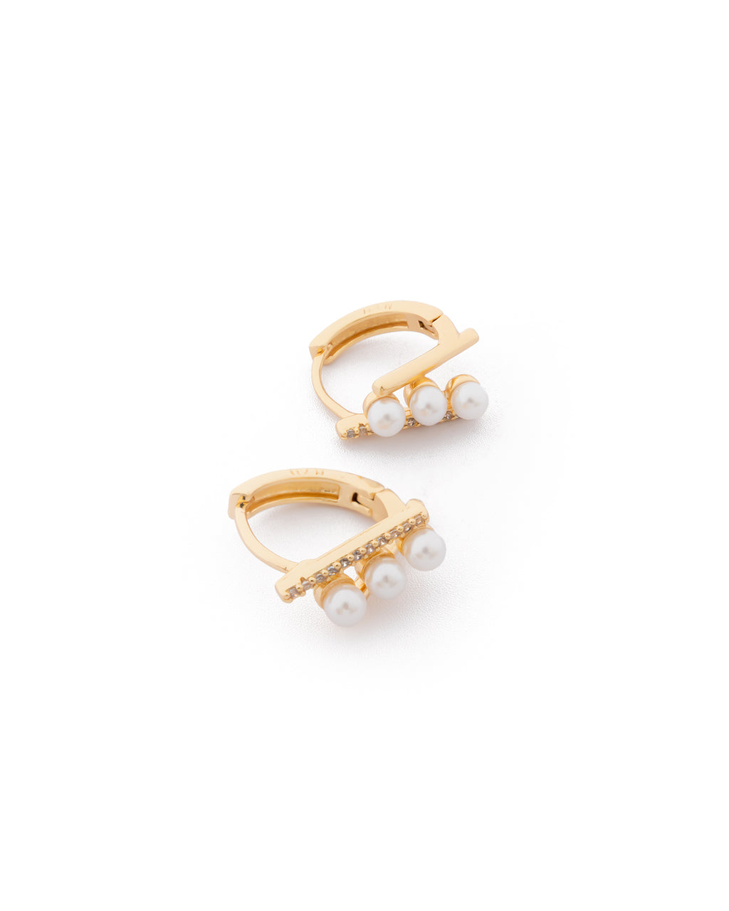 Aretes Huggies Dorados con Piedras M2 Oro Laminado