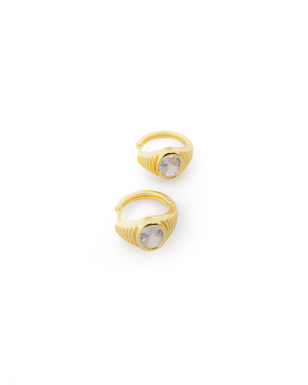 Aretes Dorados con Piedras M4 Oro Laminado