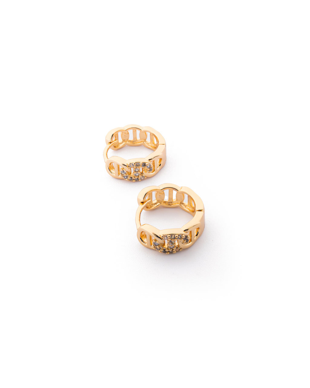 Aretes con piedras M4 Oro laminado