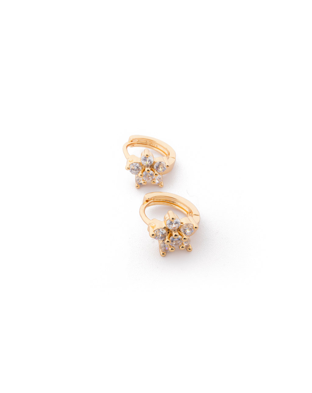 Aretes con piedras M6 Oro laminado