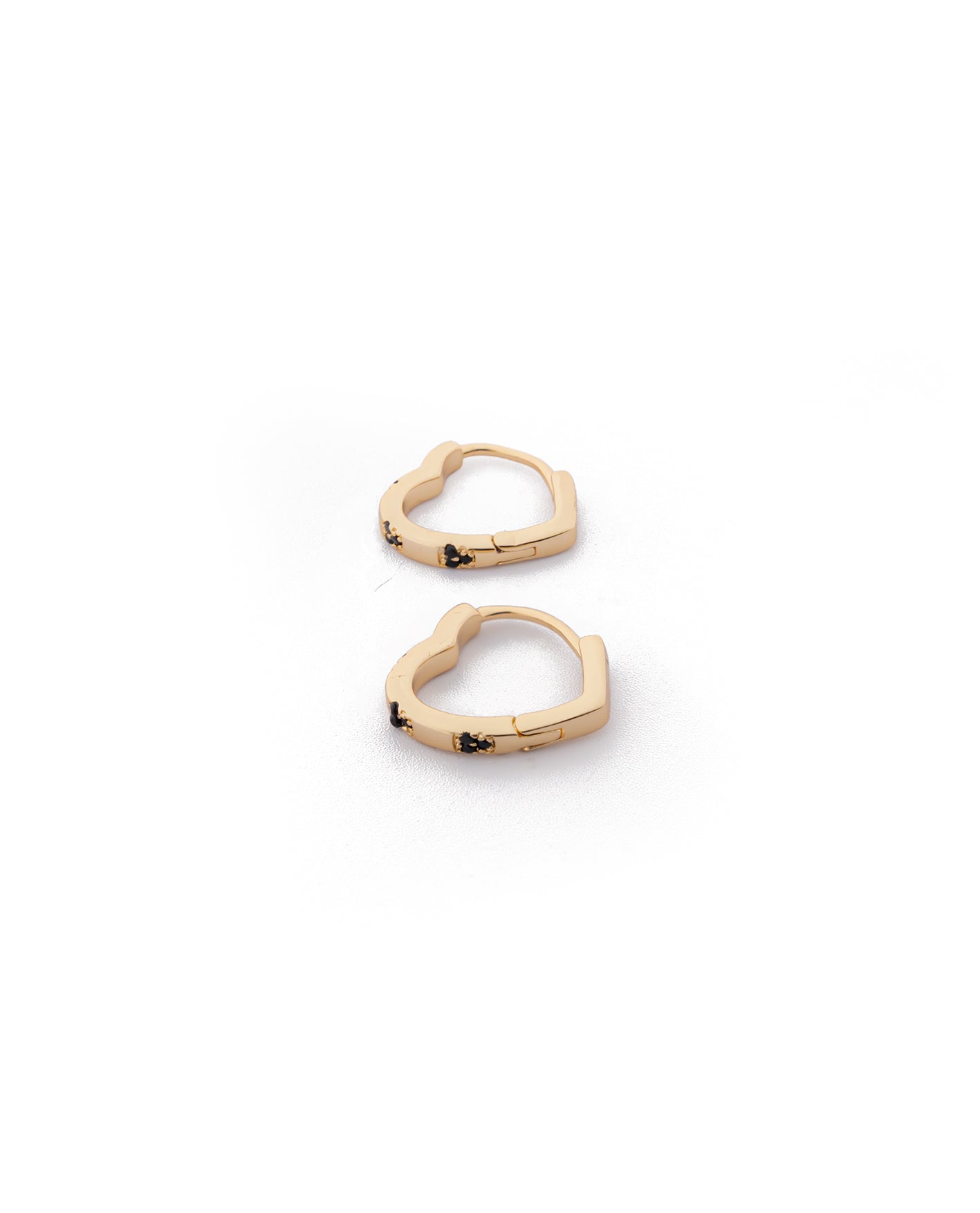 Aretes con piedras M3 Oro laminado