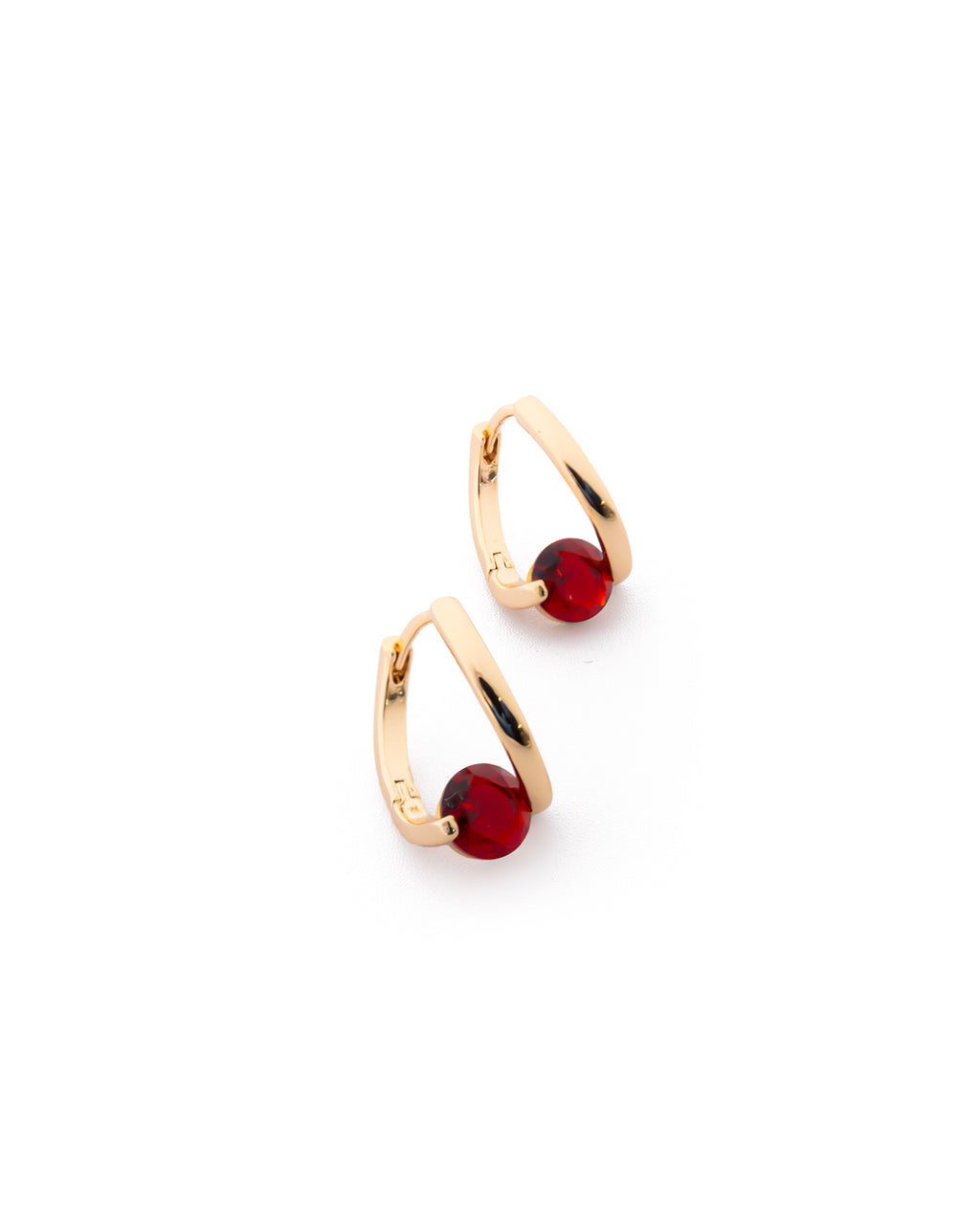 Aretes con piedras M4 Oro laminado
