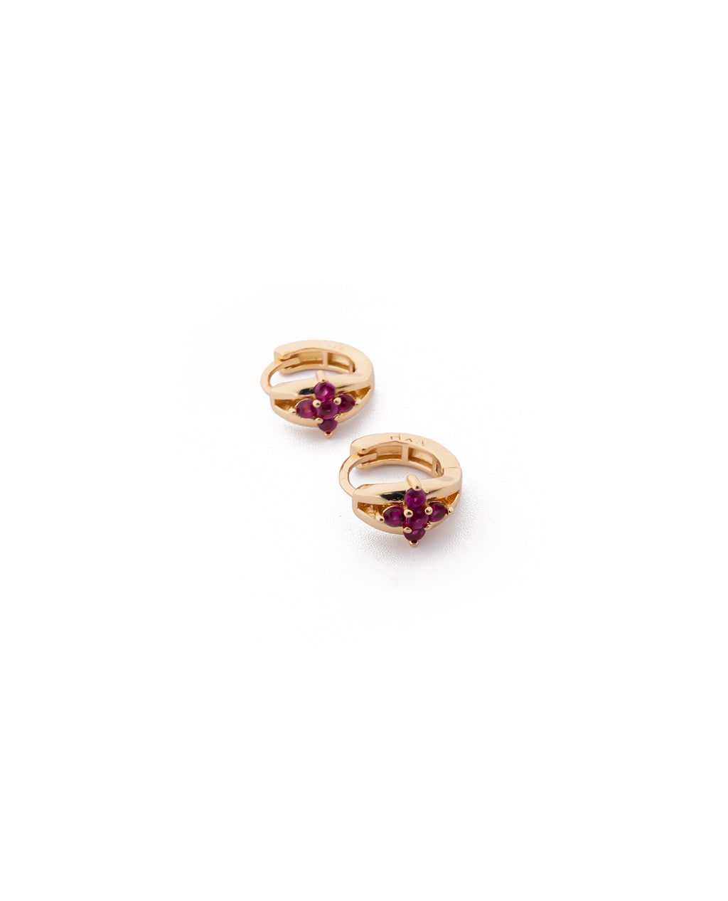 Aretes con piedras M4 Oro laminado