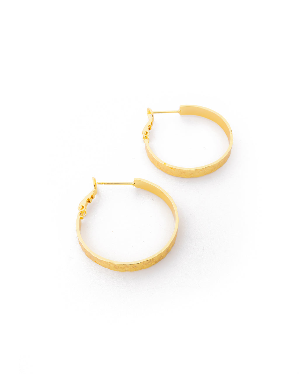 Aretes Dorados con Piedras M5 Oro Laminado