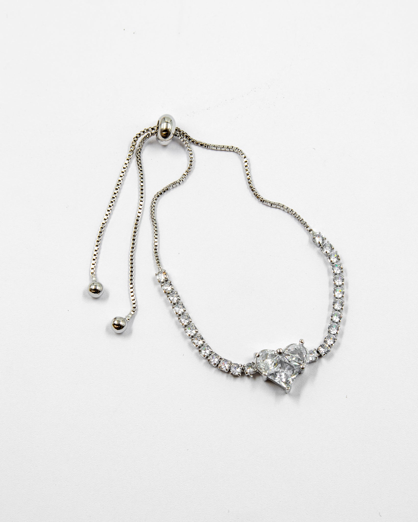 Pulsera dorada con piedras y dije de corazón - M4 Oro Laminado
