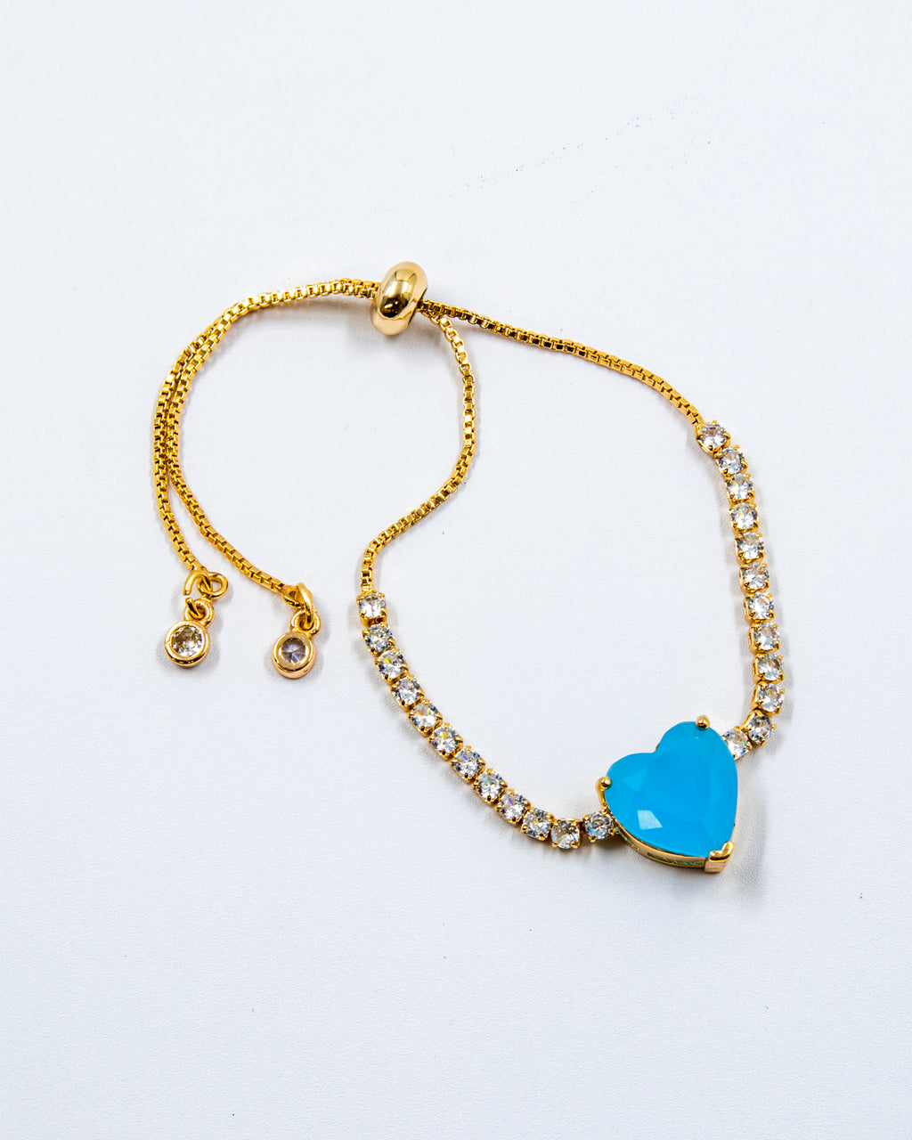Pulsera dorada con piedras y dije de corazón - M1 Oro Laminado