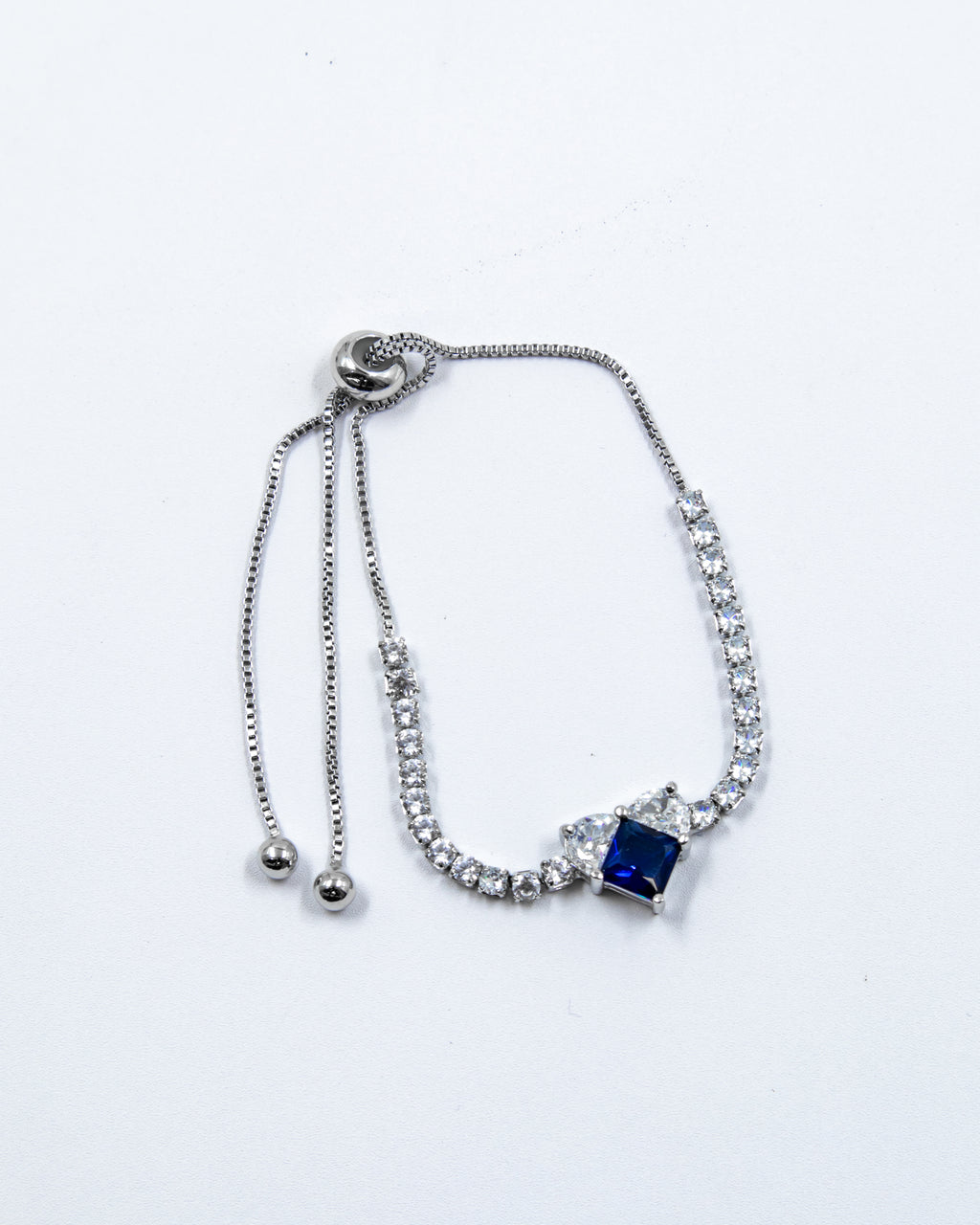 Pulsera dorada con piedras y dije de corazón - M4 Oro Laminado