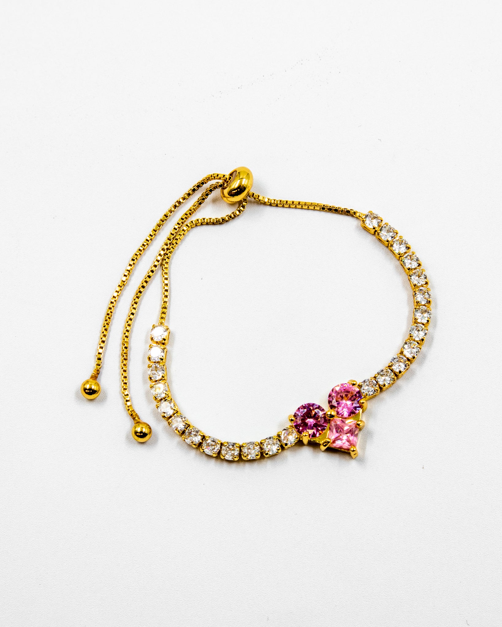 Pulsera dorada con piedras y dije de corazón - M3 Oro Laminado