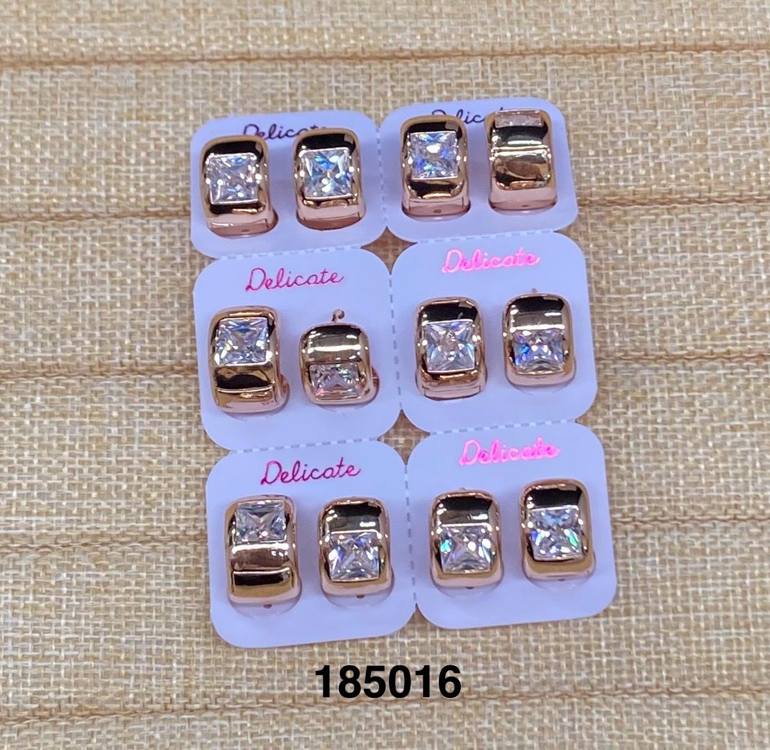 Aretes dorados Paquete de 6 M6 - Oro Laminado