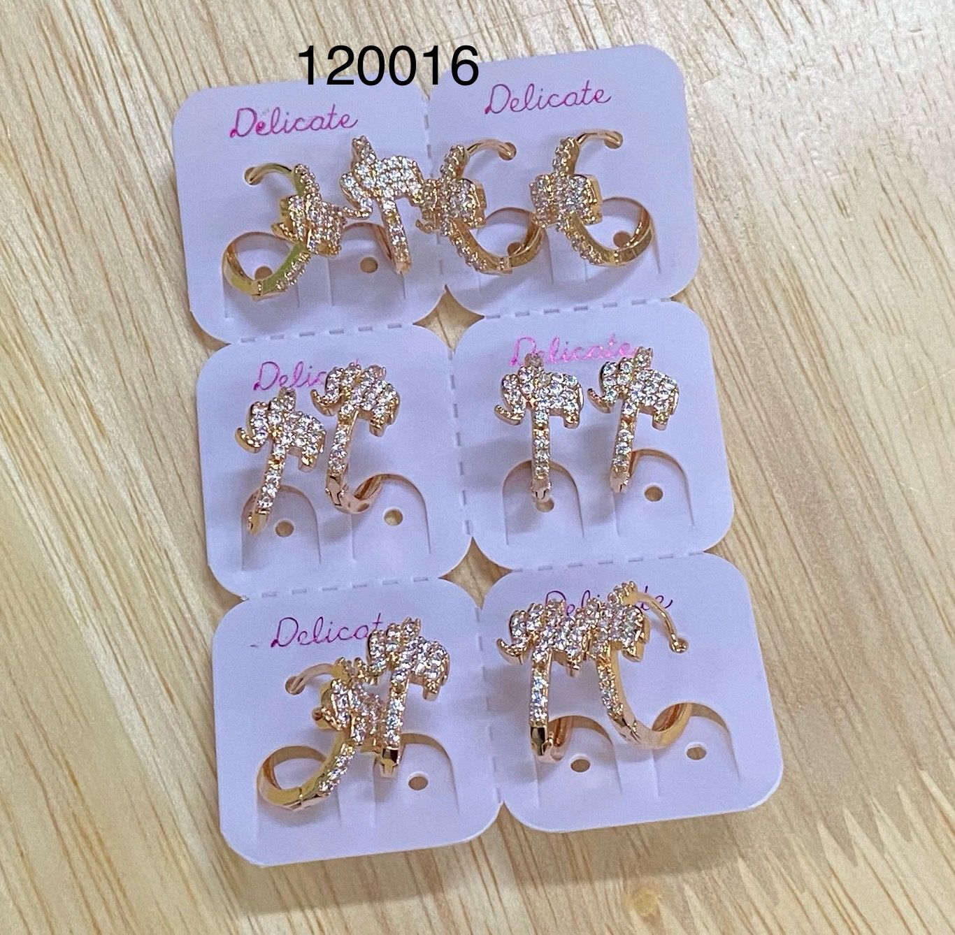 Aretes Dorados Paquete de 6 M24 Oro Laminado