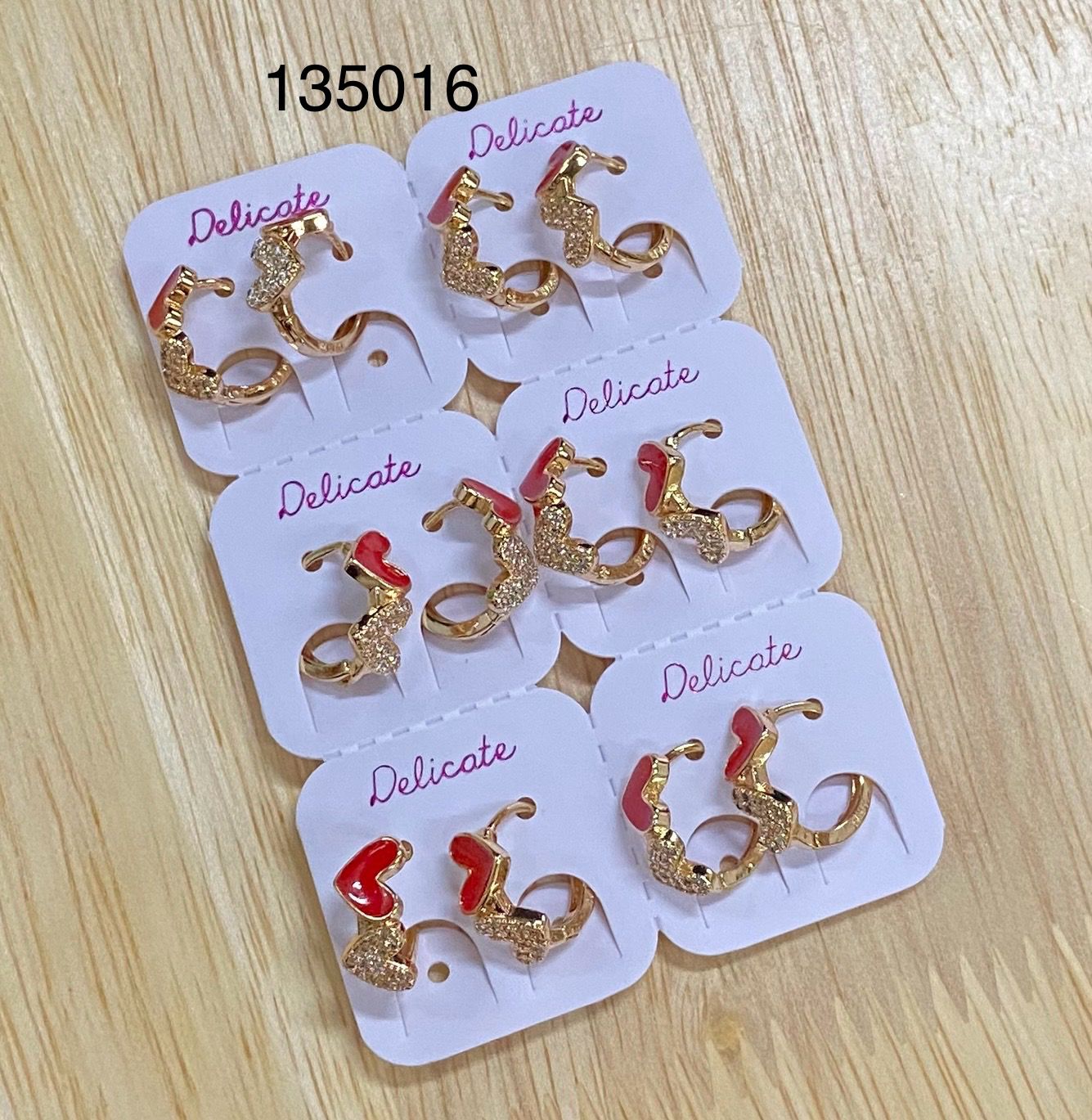 Aretes Dorados Paquete de 6 M27 Oro Laminado
