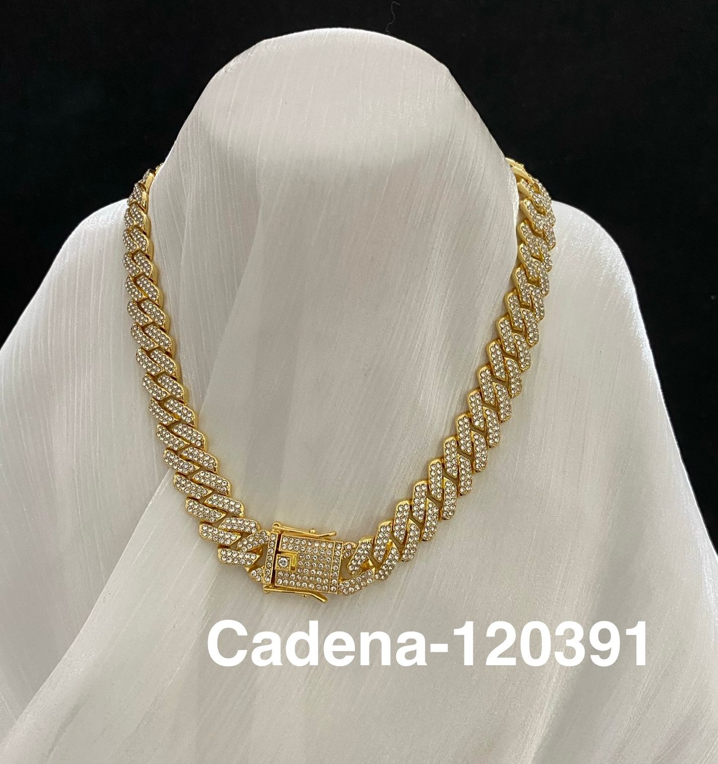 Cadena Dorada de Mariposa M1 Oro Laminado 04/03/26
