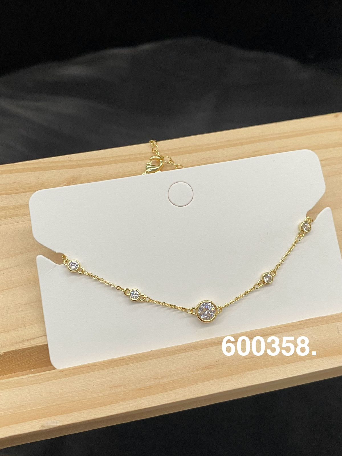 [08/JUNI/26] Pulseras Doradas con Piedra M3 Oro Laminado